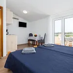 Emil Apartment Pula